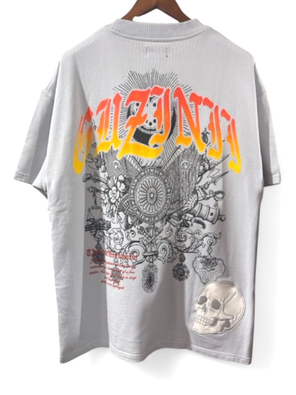Gunzinii Heavyweight Patch/Embroidered T-shirt Size Men’s Large (NWT)